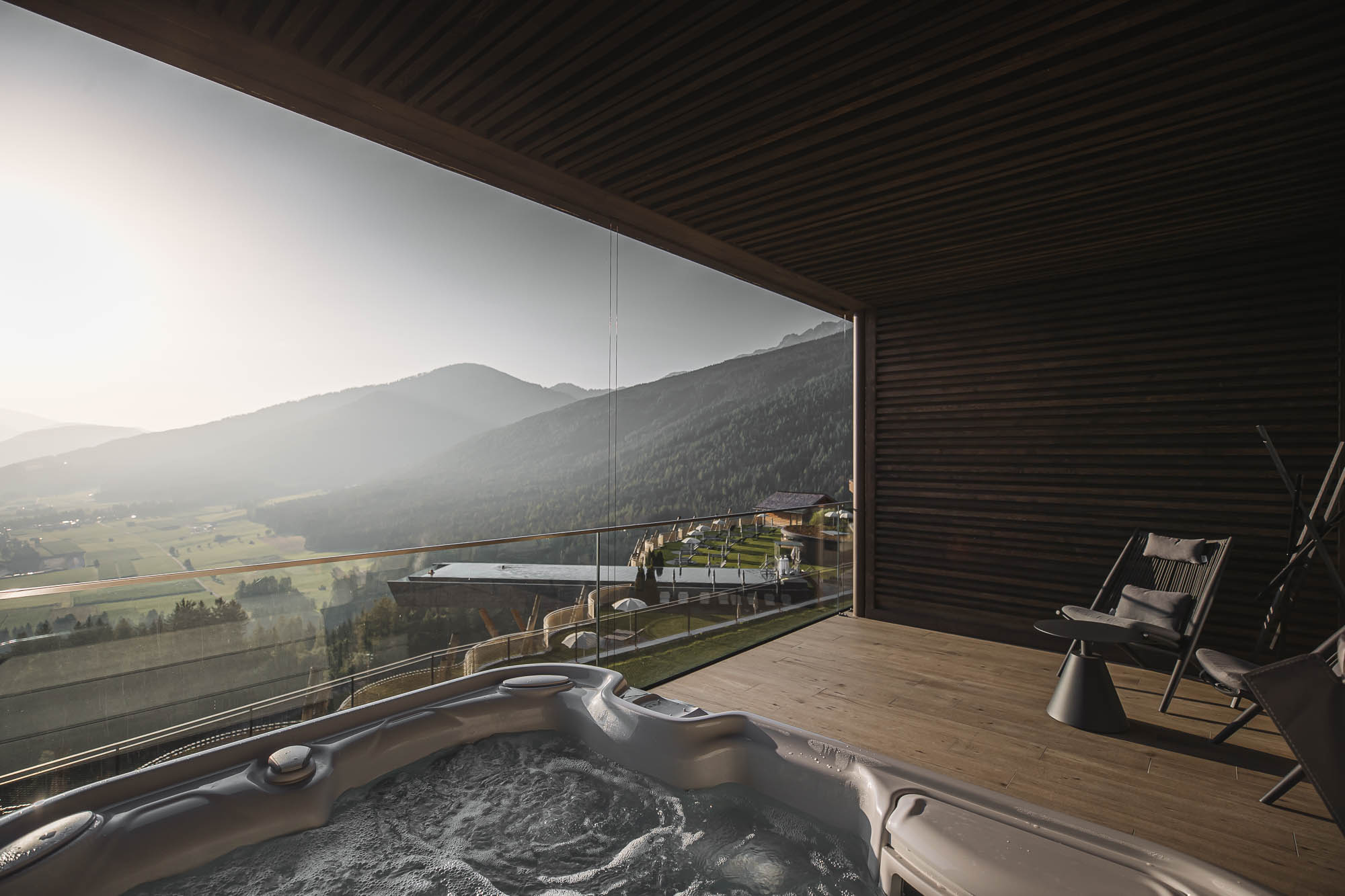 Ganzkörpermassage: Foto vom Wellnesshotel Alpin Panorama Hotel Hubertus | Wellness Südtirol