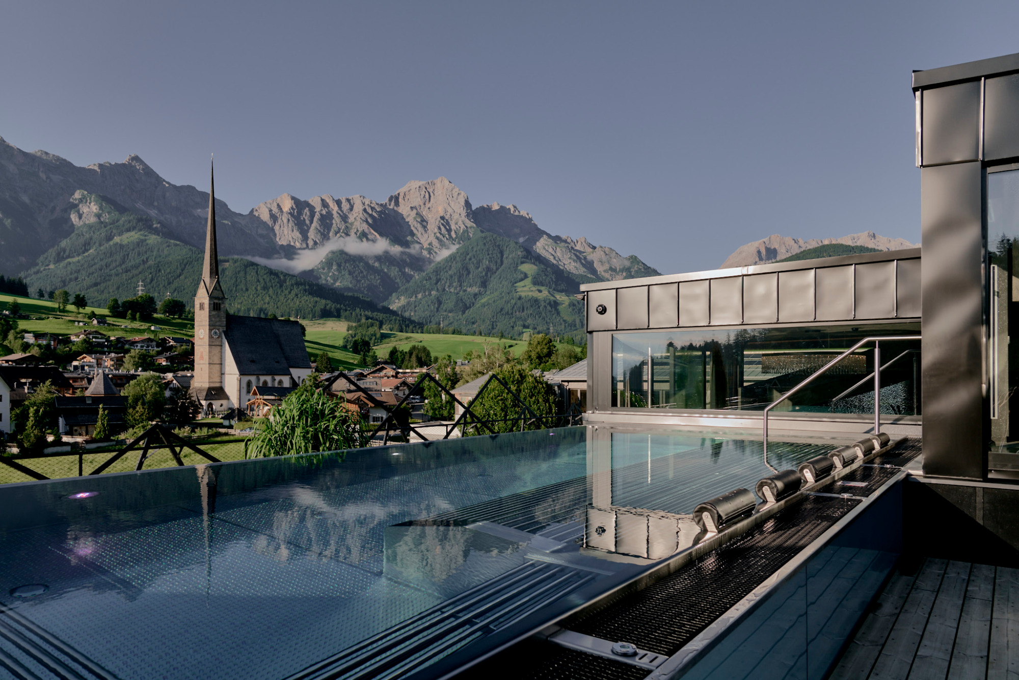 die HOCHKÖNIGIN ****S | Bild 13