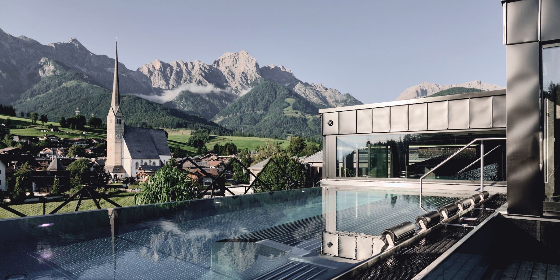 die HOCHKÖNIGIN ****S | Bild 6