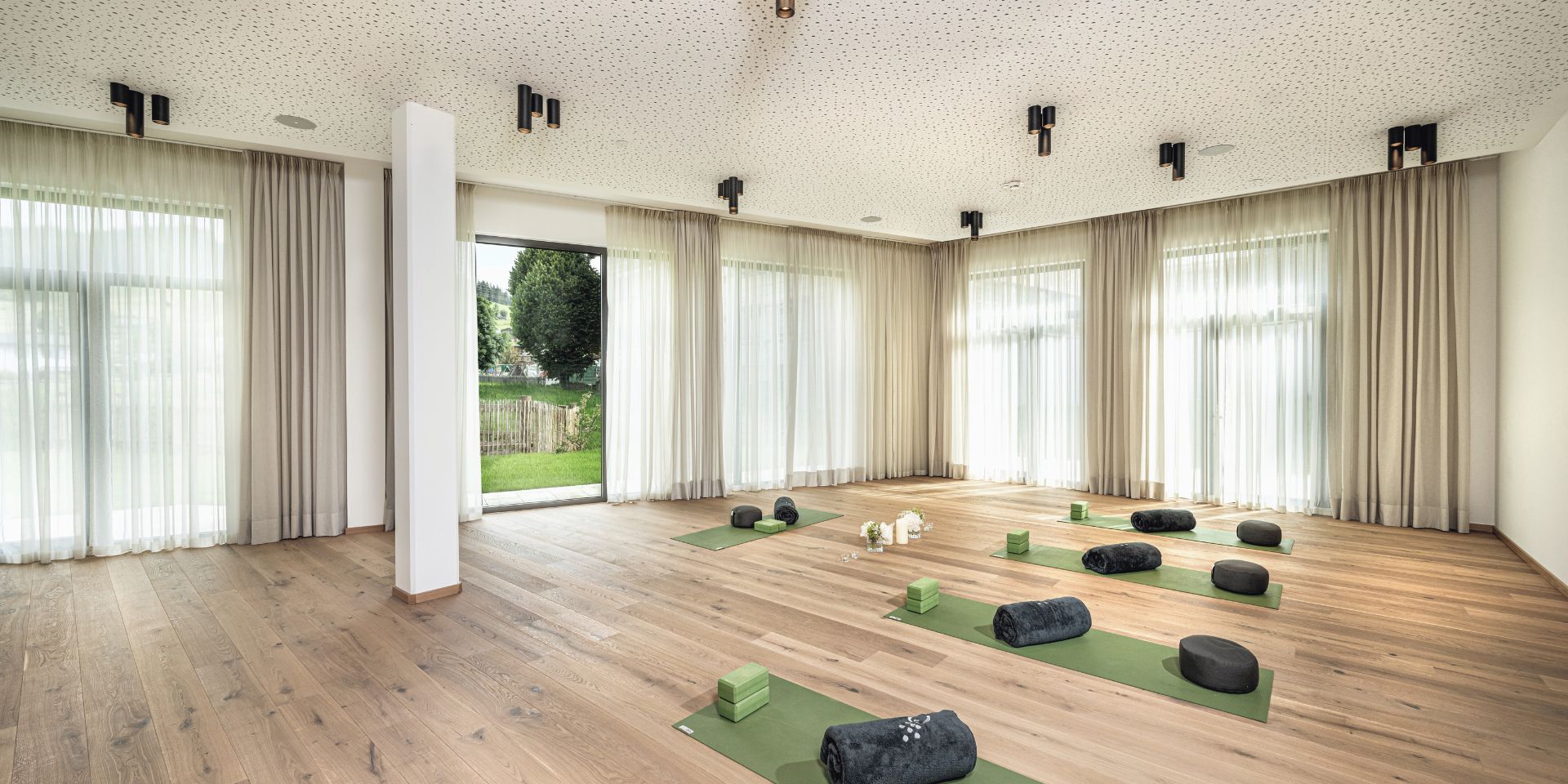 die HOCHKÖNIGIN ****S | Bild 29